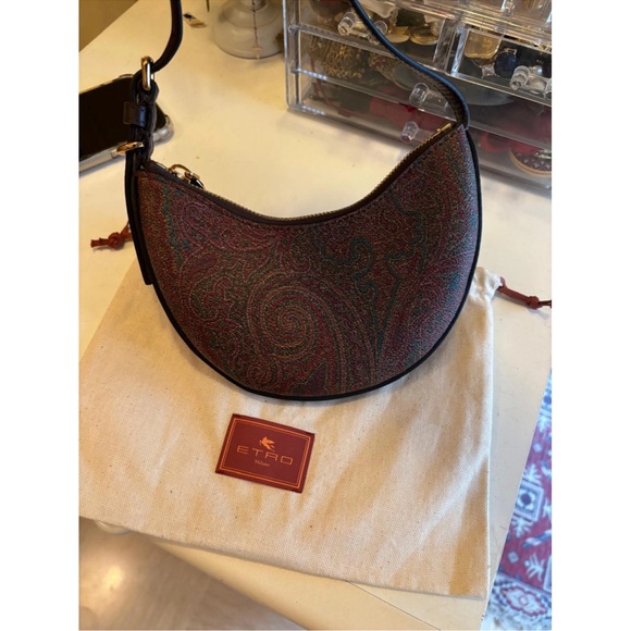 Brand new ETRO handbag, with tags and garment bag - Picture 2 of 5